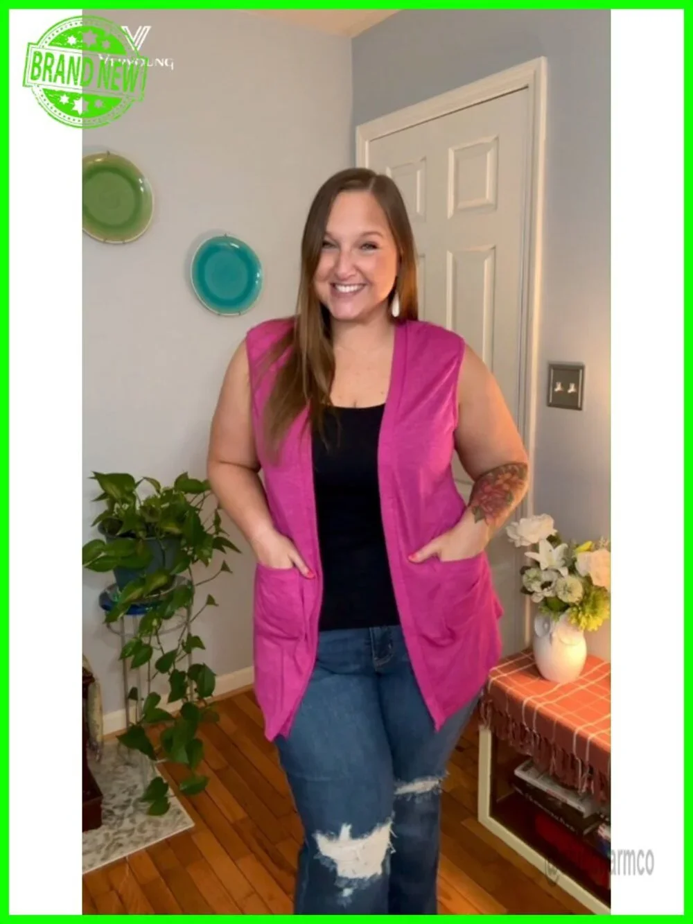 Lightweight Knit Sleeveless Cardigan Vest with Pockets Curved Hem Open Front